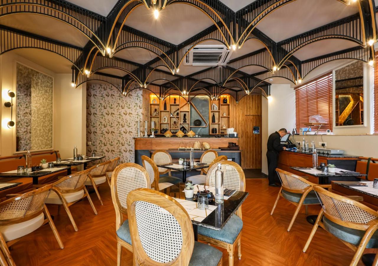 Bloom Hotel - Golf Course Road, Sector 43 Gurgaon Ngoại thất bức ảnh