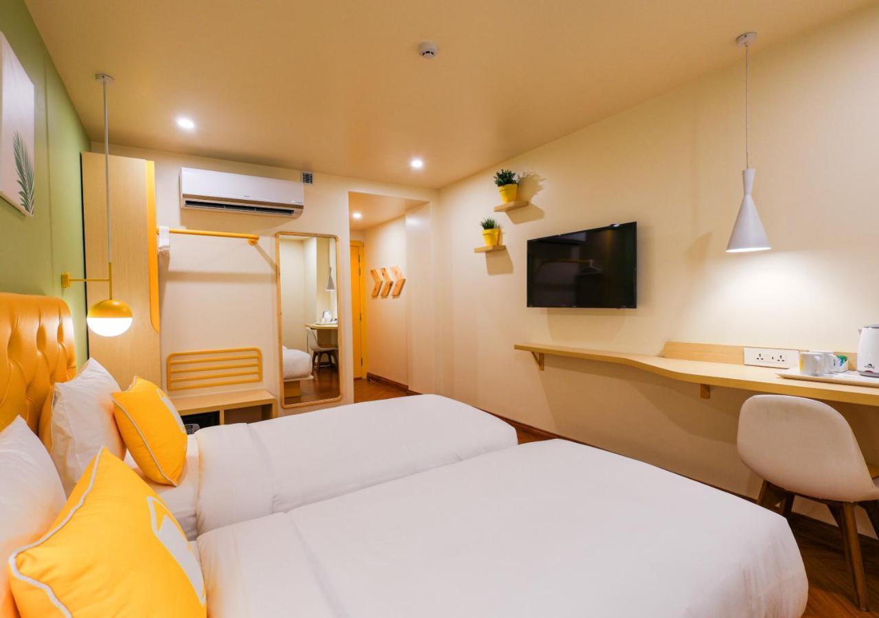 Bloom Hotel - Golf Course Road, Sector 43 Gurgaon Ngoại thất bức ảnh